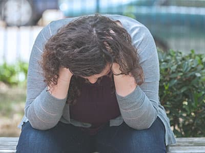 woman struggling with bipolar disorder